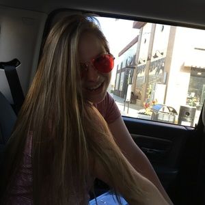 Meet your Posher, Angel